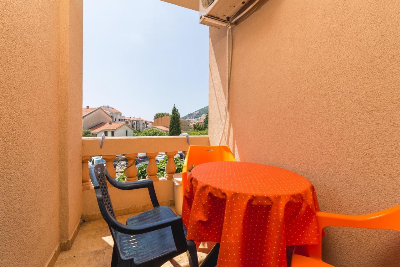 Villa Vera Budva Exteriör bild