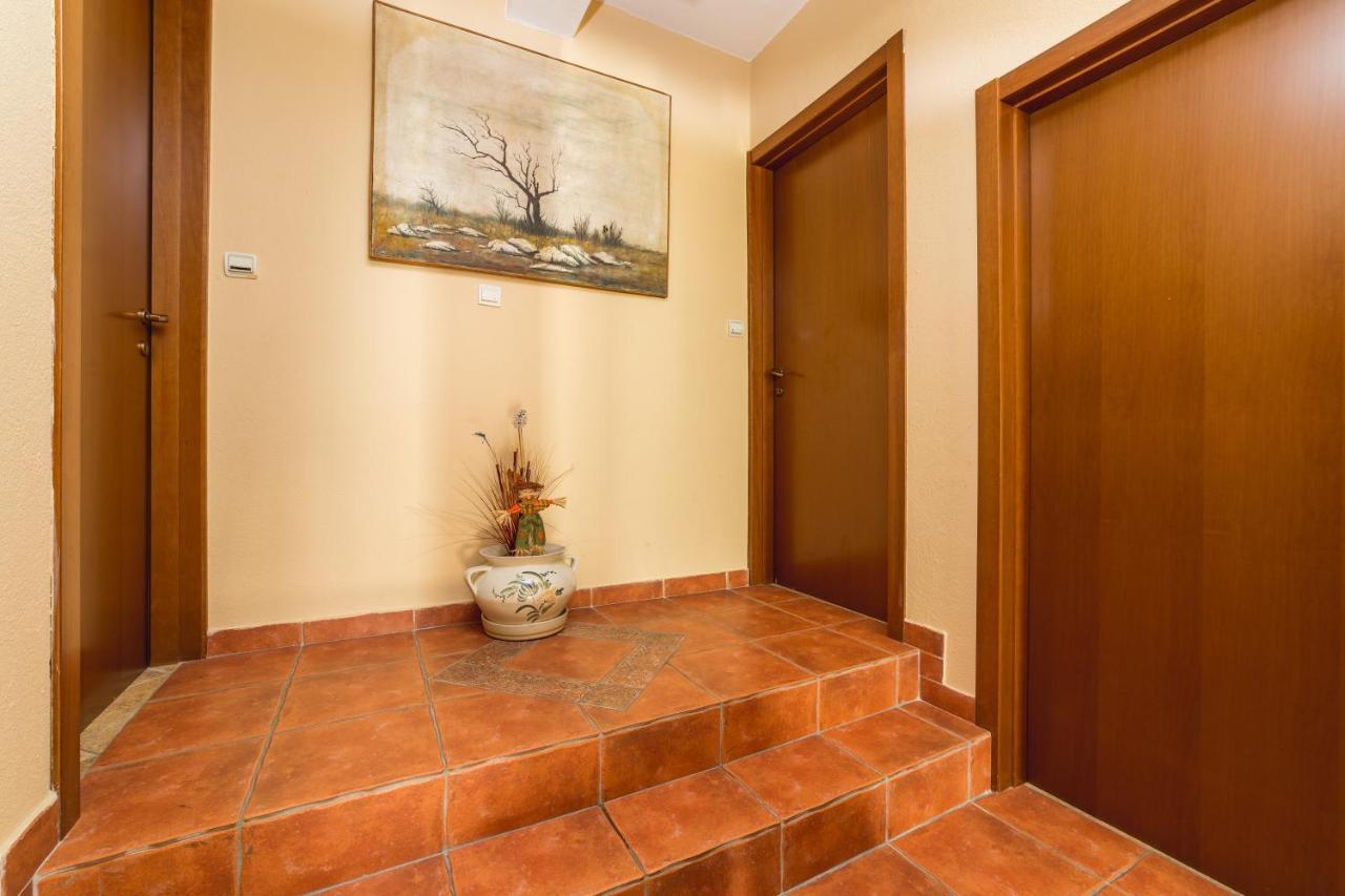 Villa Vera Budva Exteriör bild