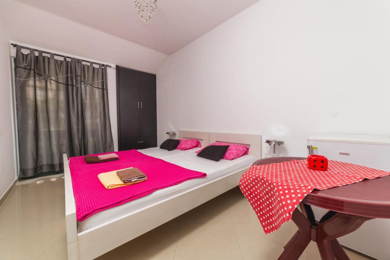 Villa Vera Budva Exteriör bild