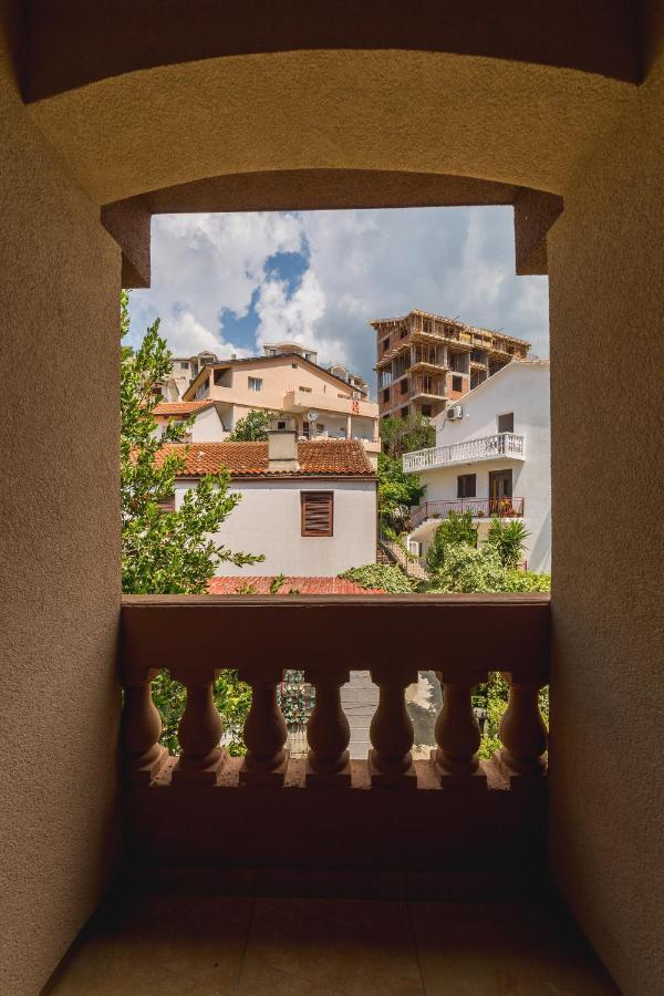 Villa Vera Budva Exteriör bild