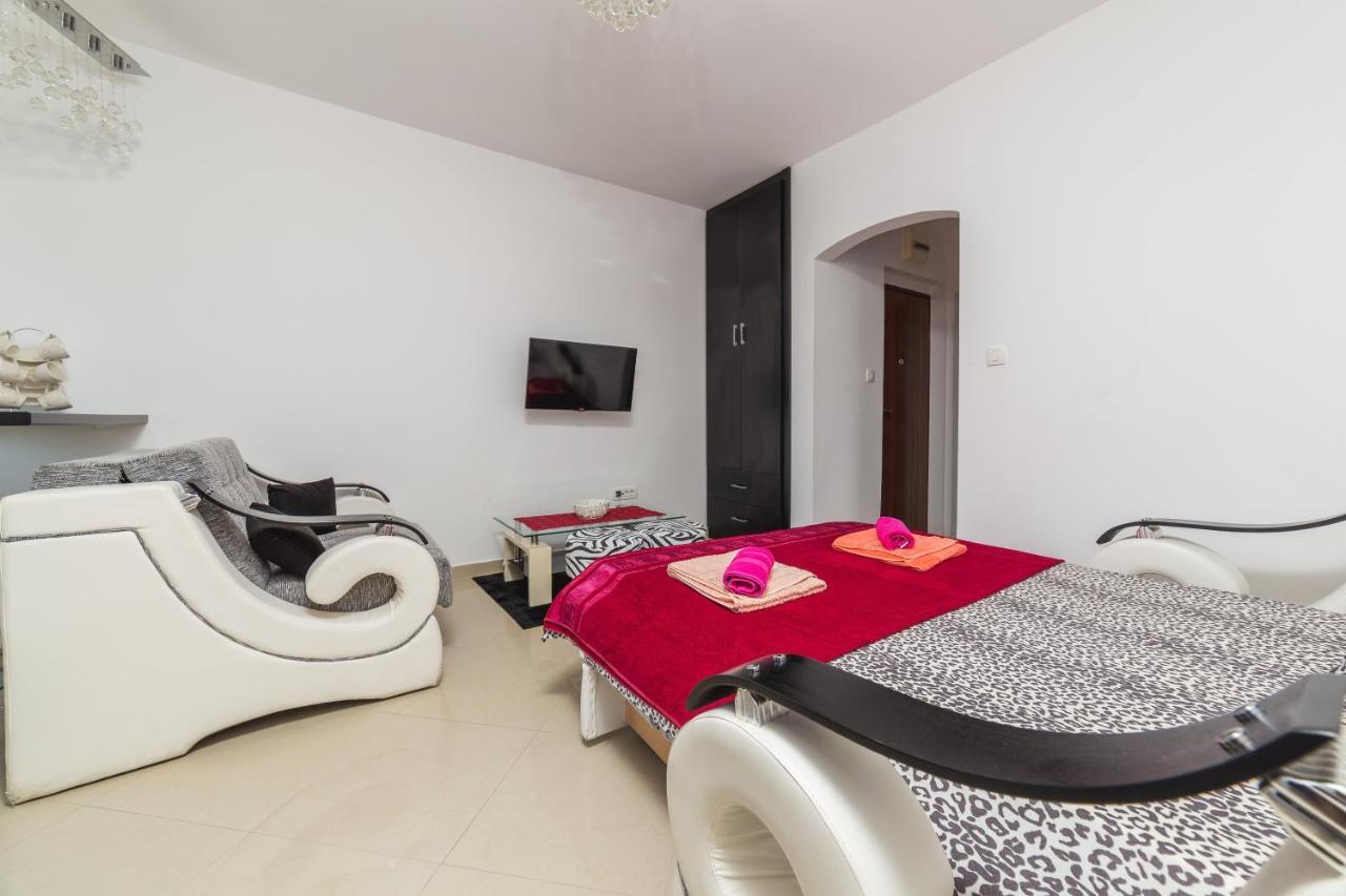 Villa Vera Budva Exteriör bild