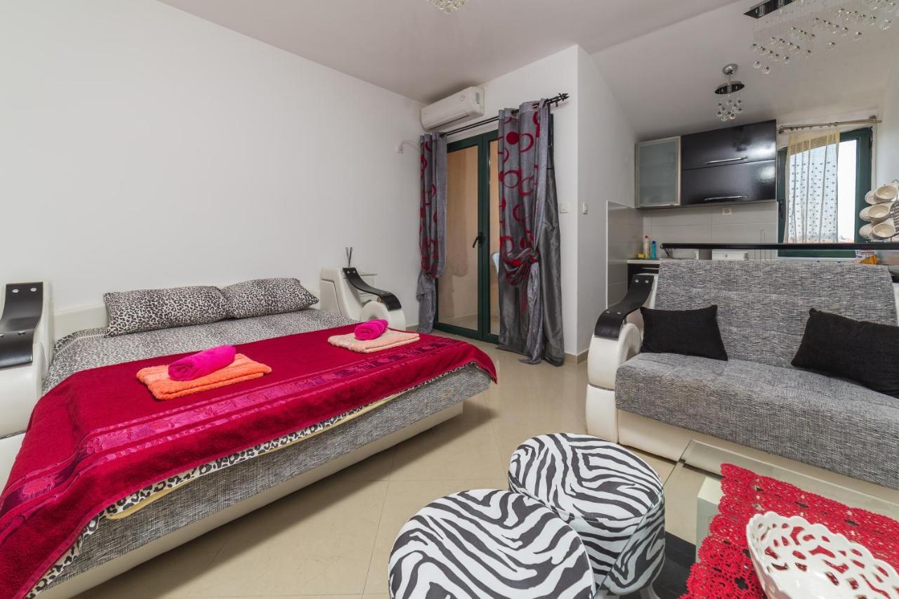 Villa Vera Budva Exteriör bild