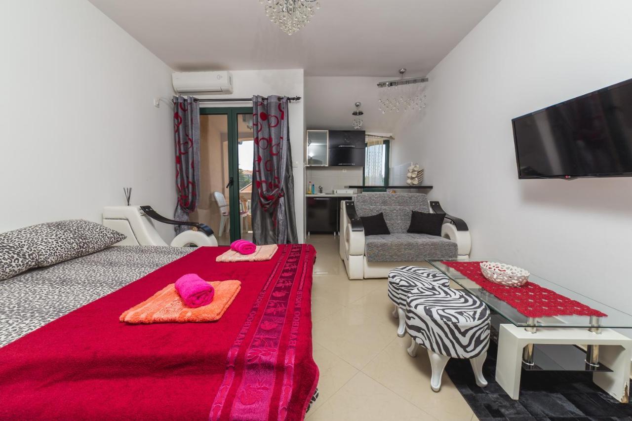 Villa Vera Budva Exteriör bild