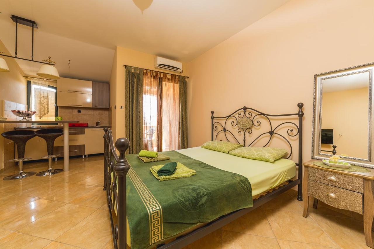 Villa Vera Budva Exteriör bild